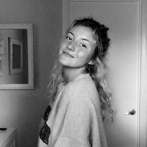 Meet your Posher, Aline